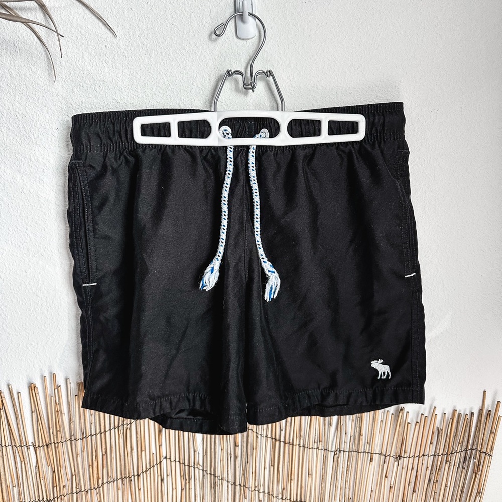 FANTASTIC CONDITION Men’s A&F Swim Shorts